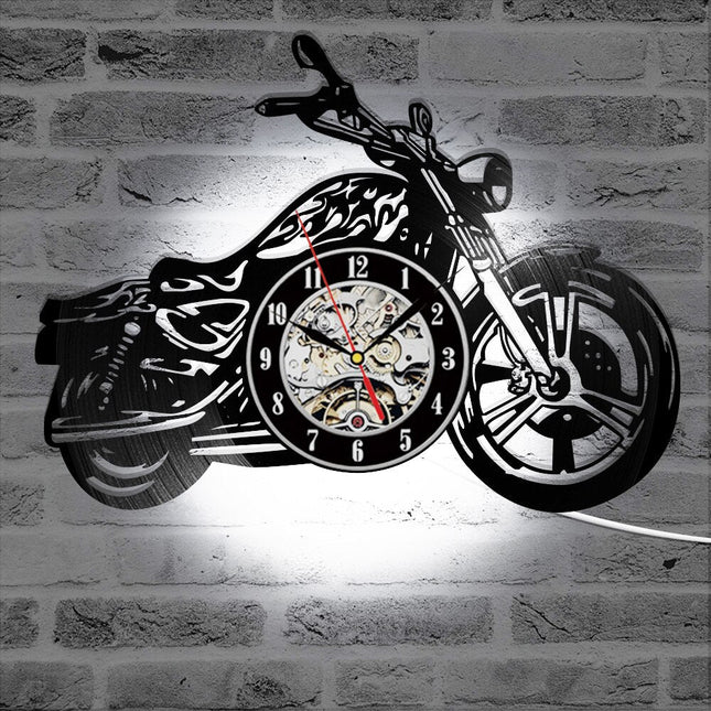 Stoere vinyl wandklok voor motorrijders