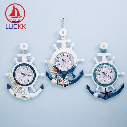 Maritieme wandklok in de vorm van anker