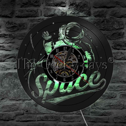 Astronaut vinyl wandklok ruimte thema