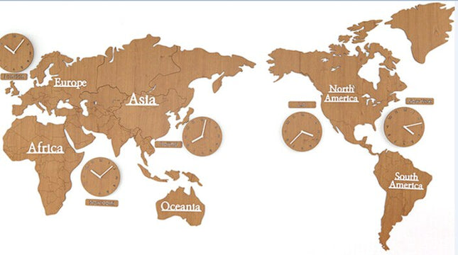 Moderne wereldkaart klok met tijdzones