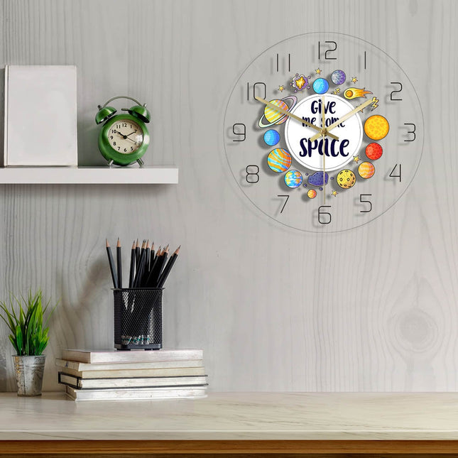 Wandklok met planeten voor kinderkamer