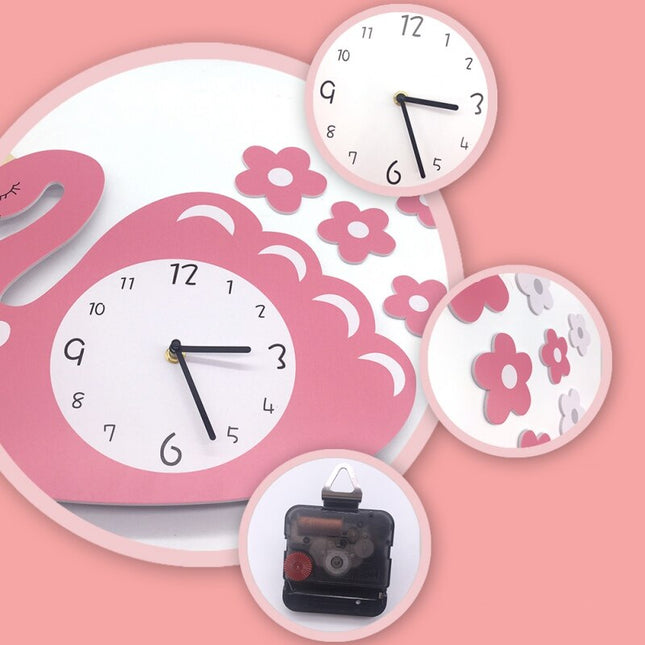 Wandklok zwaan voor de meidenkamer