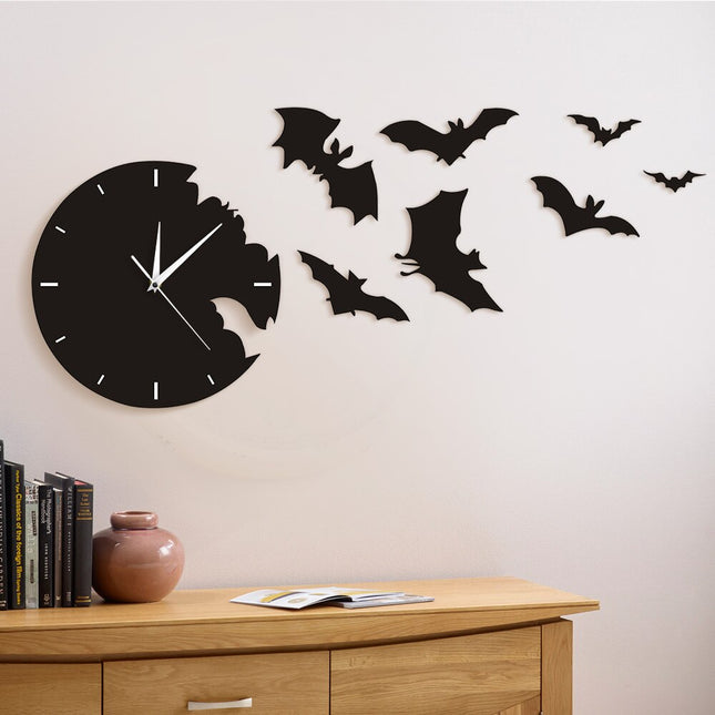 Moderne wandklok met 3D vleermuizen