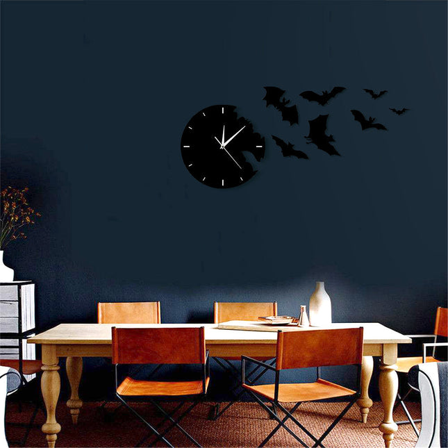 Moderne wandklok met 3D vleermuizen
