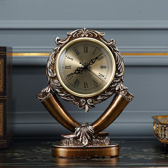 Klassieke goudkleurige tafelklok vintage stijl