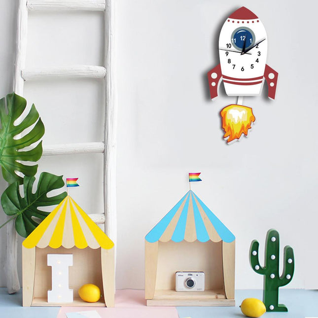 Kinderkamer wandklok in vorm van raket