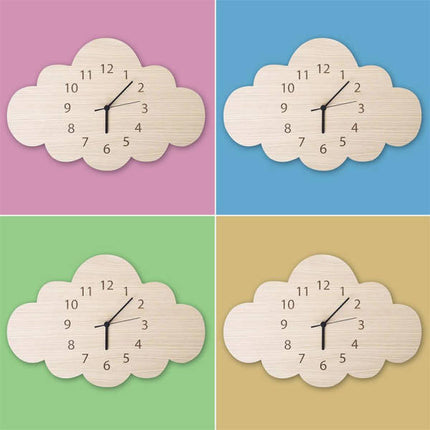 Houten kinderklok in de vorm van wolk