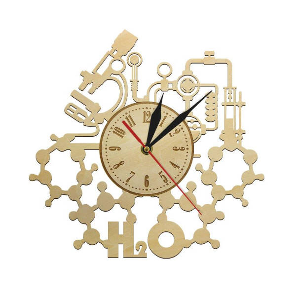 Houten wandklok met wetenschap thema