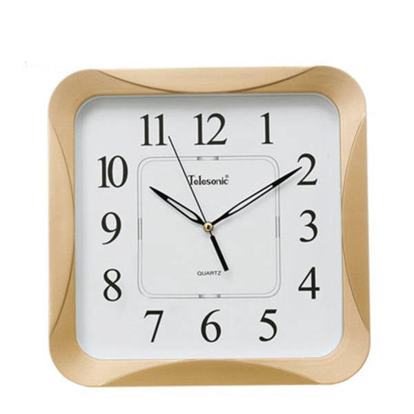 Vierkante wandklok in moderne stijl