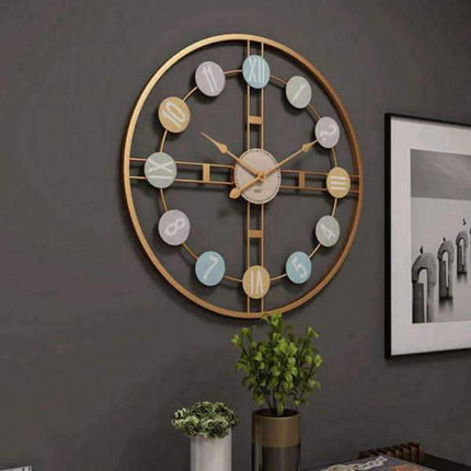 Steampunk wandklok met Romeinse cijfers