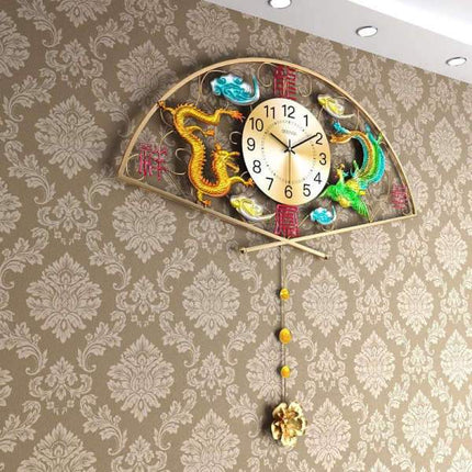 Grote Aziatische wandklok met draken