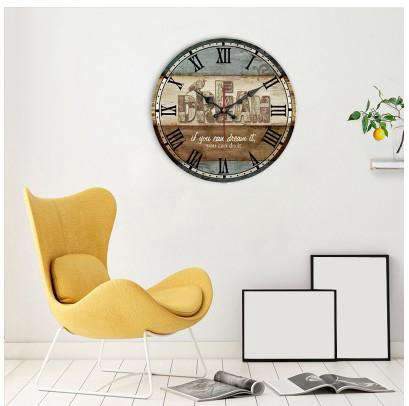 Grote retro wandklok met tekst