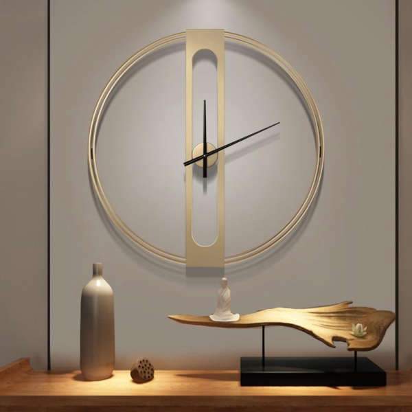 Grote moderne wandklok goud metaal