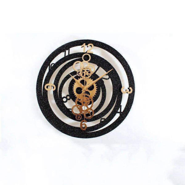 Wandklok met open uurwerk spiraal